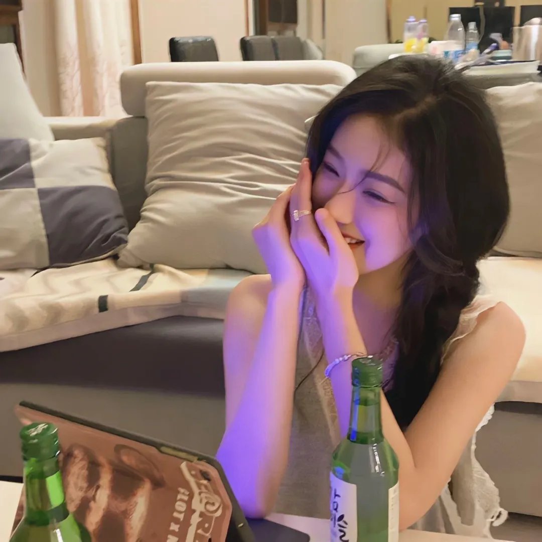 白云之下 封面